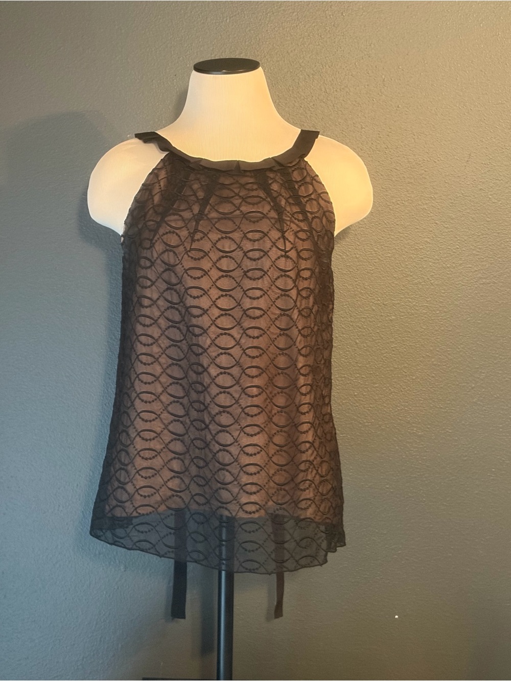 Kenar Sleeveless Black Lace Overlay Halter Top Sz 8